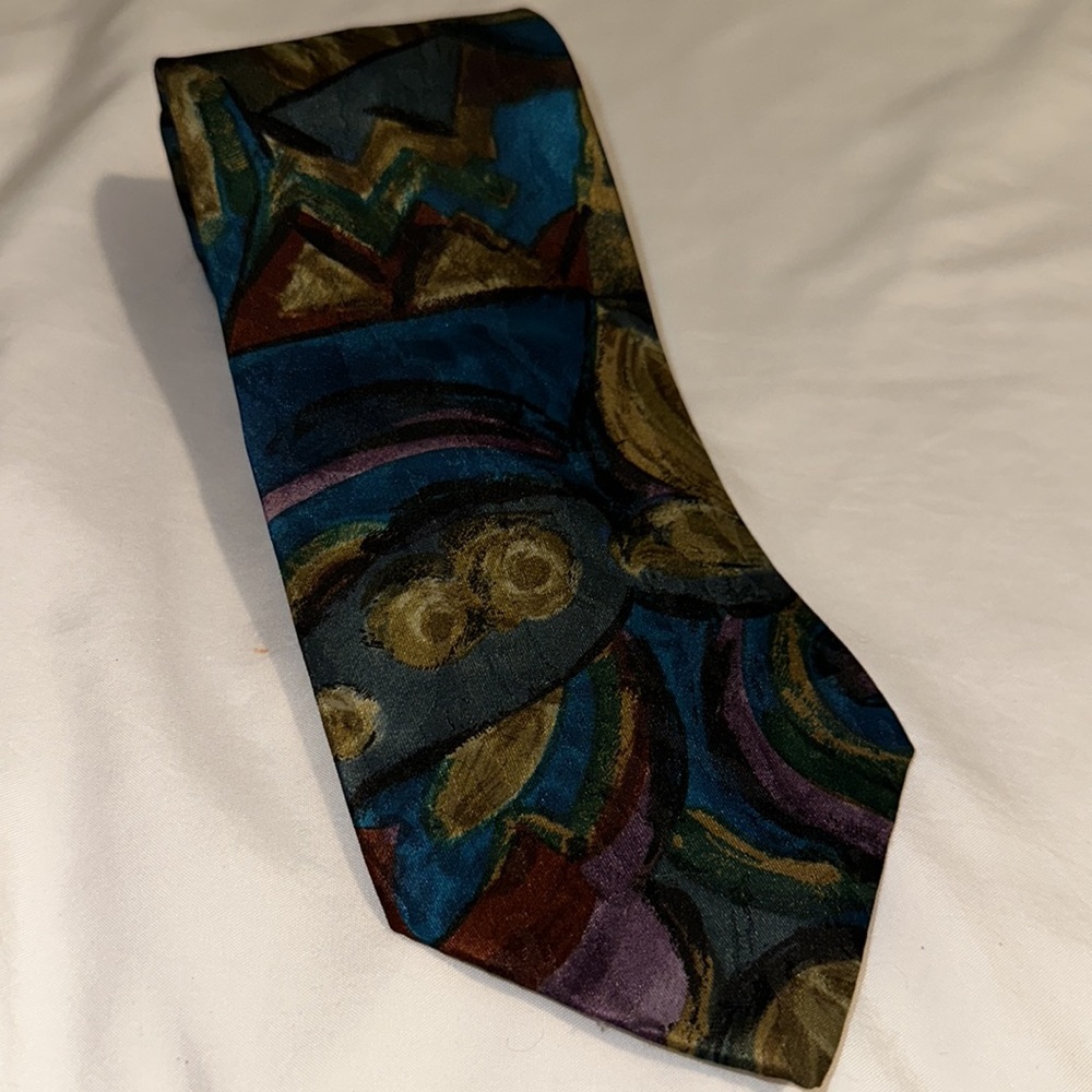 Windridge tie - Picture 2 of 6